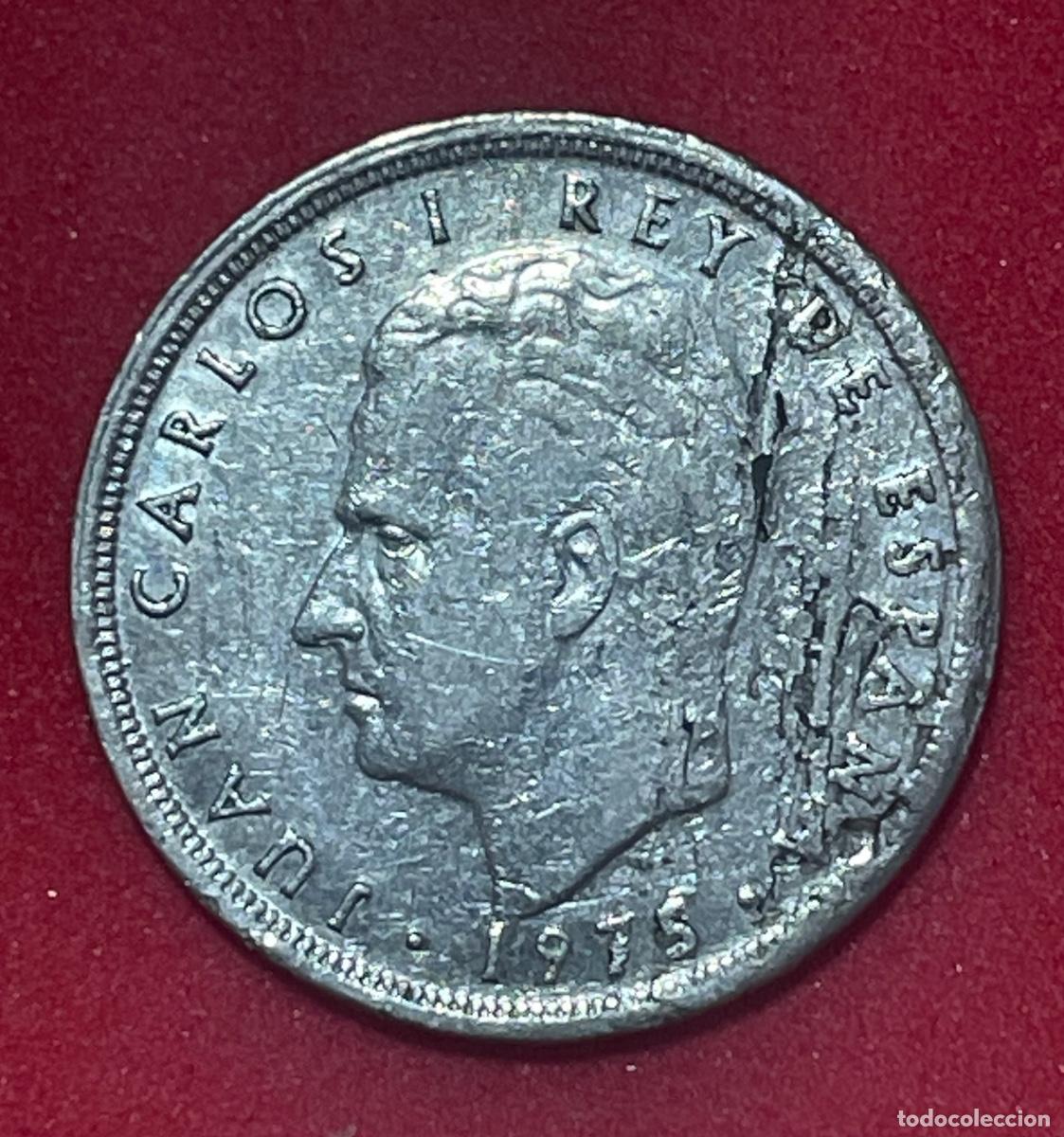Monedas con errores: * ERROR * 5 PESETAS A&Ntilde;O 1975*80 HOJAS EN ANVERSO - Foto 1