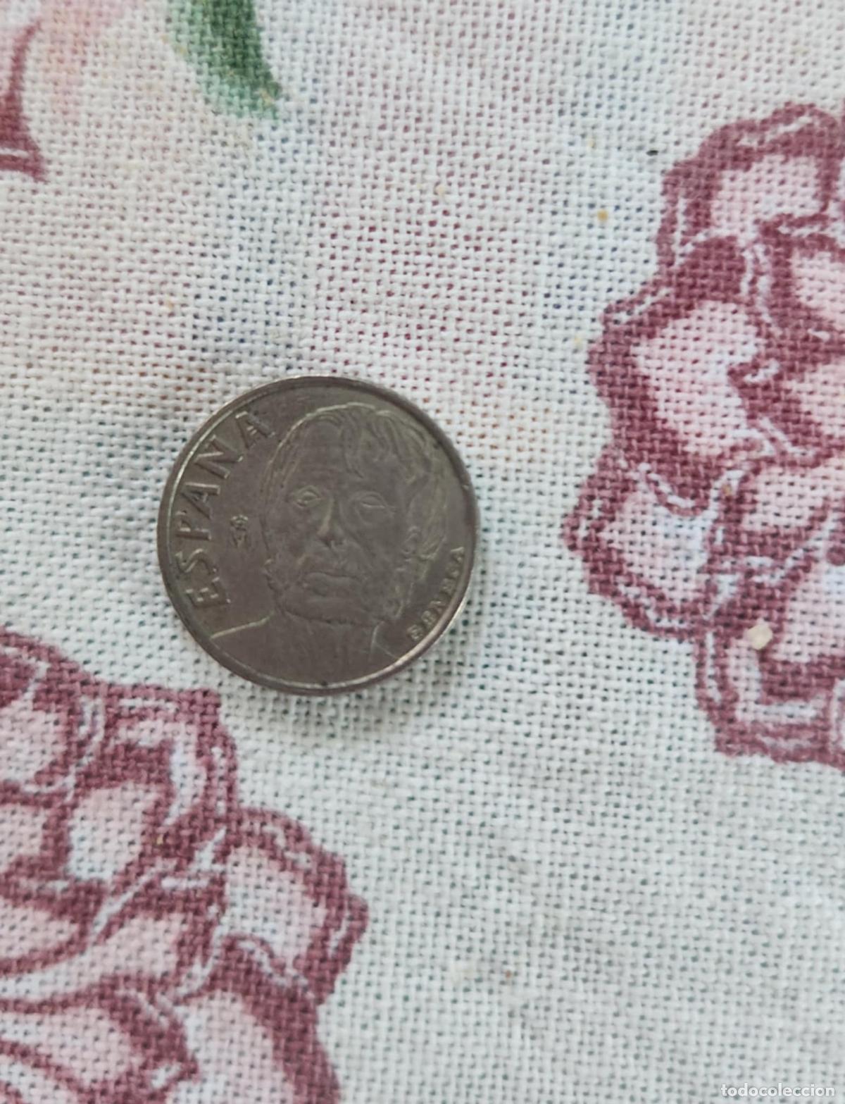 Monedas con errores: Moneda de 10 Pesetas S&eacute;neca del 97 - Foto 2