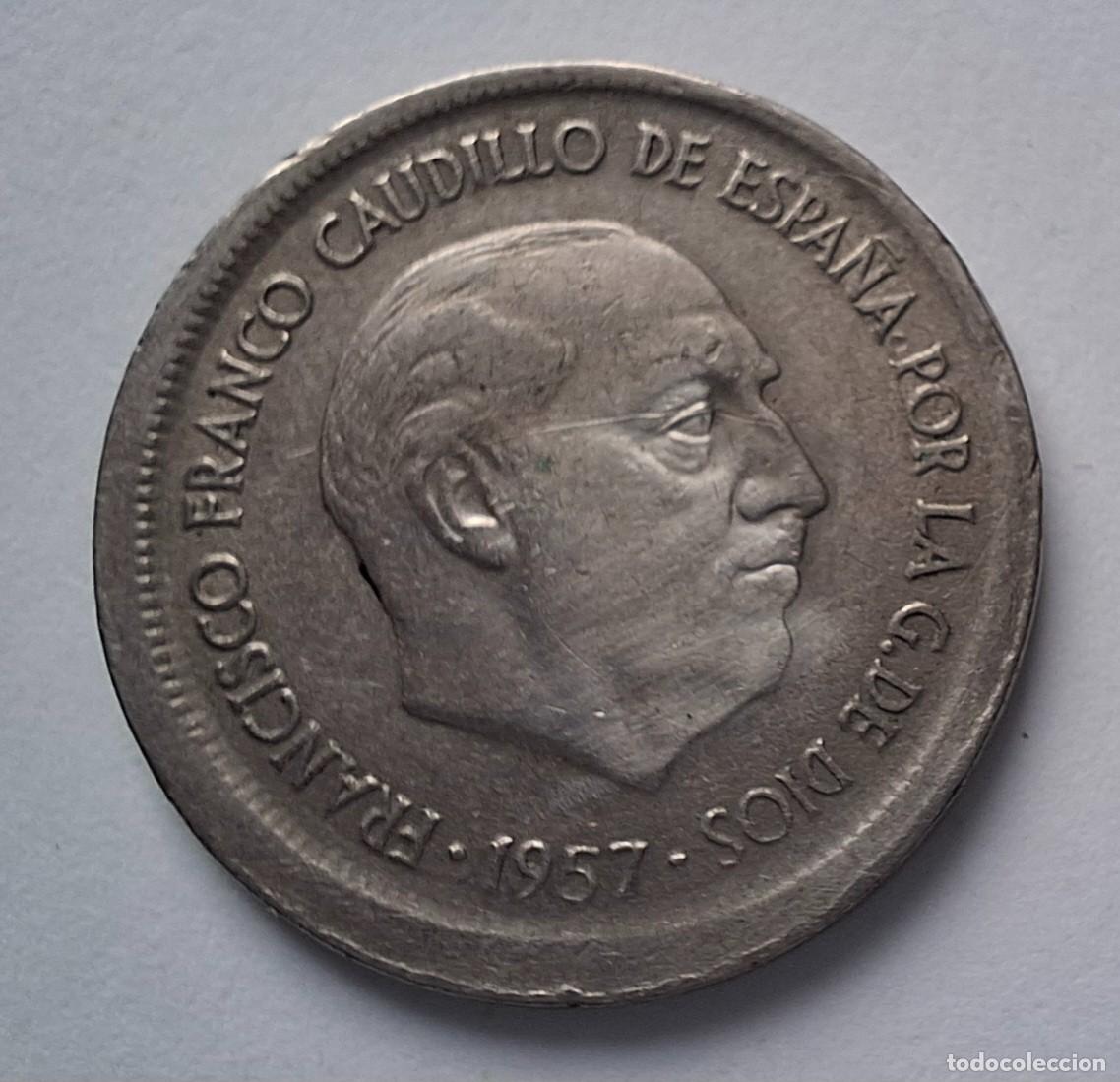 Monedas con errores: ## error # 5 Pesetas de 1957 desplazada y repintada ## - Foto 1