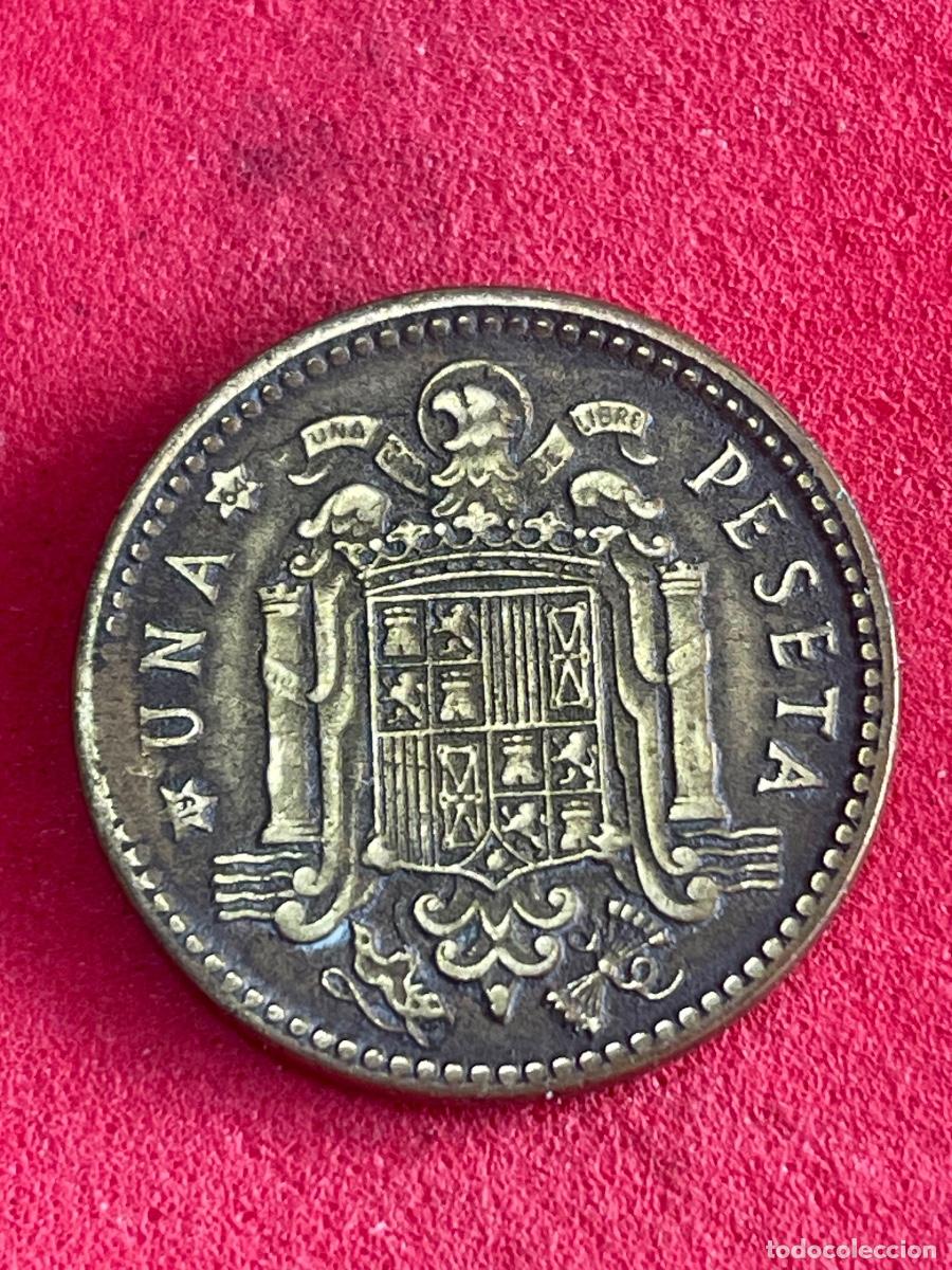 Monedas con errores: * ERROR * 1 peseta 1963*1964 CU&Ntilde;O DESCANTILLADO - Foto 2
