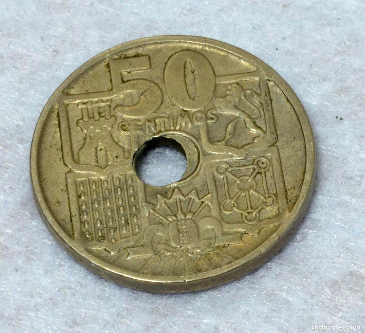Monedas con errores: MONEDA 50 CTS. 1949 TALADRO DESVIADO - Foto 1