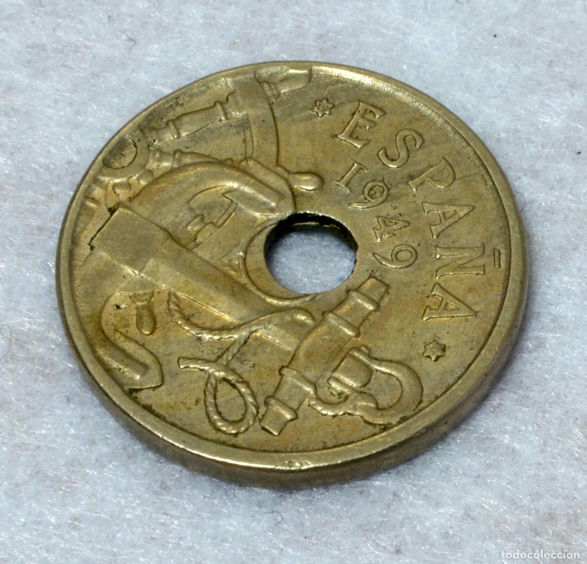 Monedas con errores: MONEDA 50 CTS. 1949 TALADRO DESVIADO - Foto 2