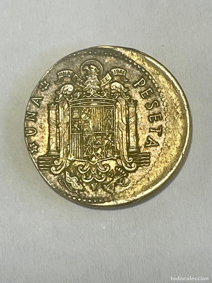 Monedas con errores: * ERROR * 1 peseta a&ntilde;o 1963*65 DESPLAZADA - Foto 2