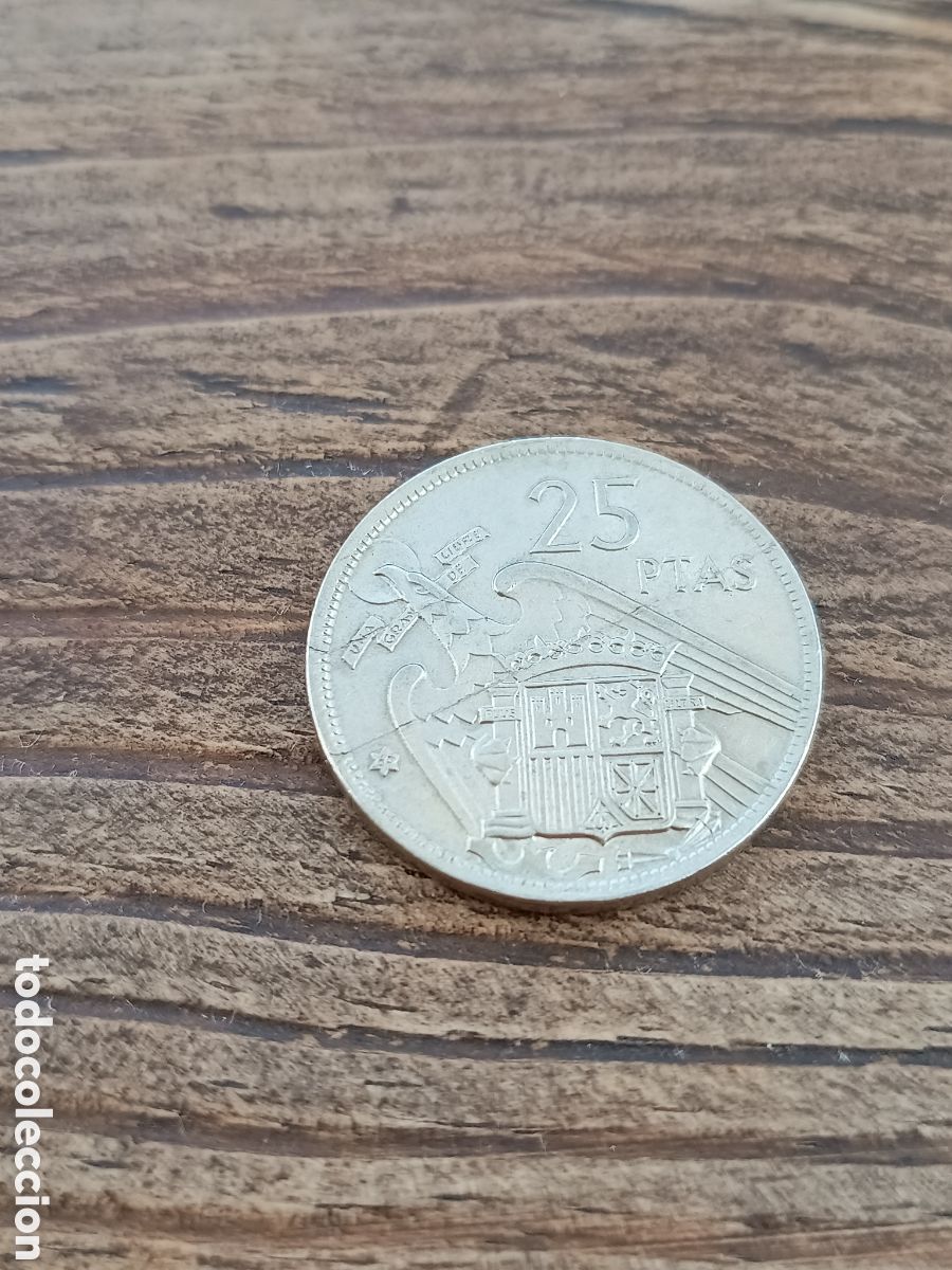 Monedas con errores: ERROR DE LAMINACI&Oacute;N - 25 PESETAS 1957 *69 - Foto 2