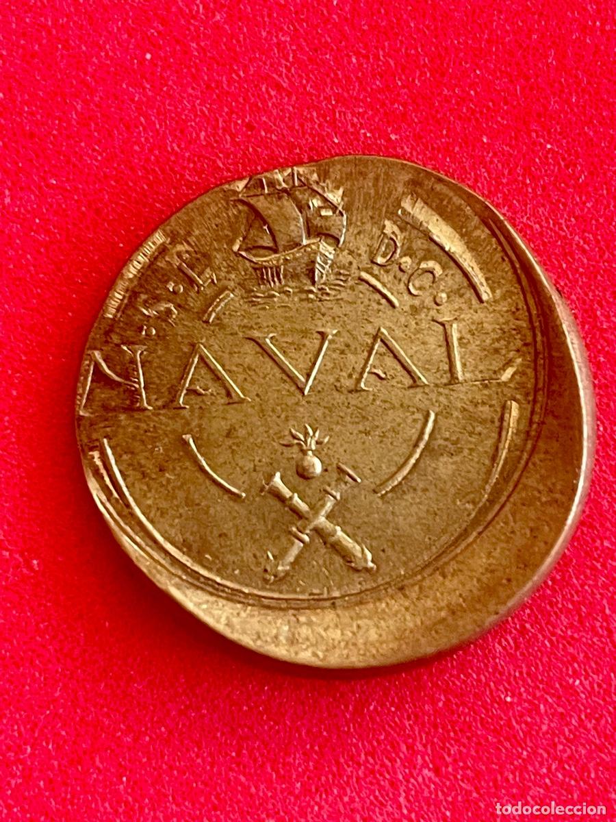 Monedas con errores: * ERROR * 1 peseta PRUEBA DE LA NAVAL. DESPLAZADA - Foto 1