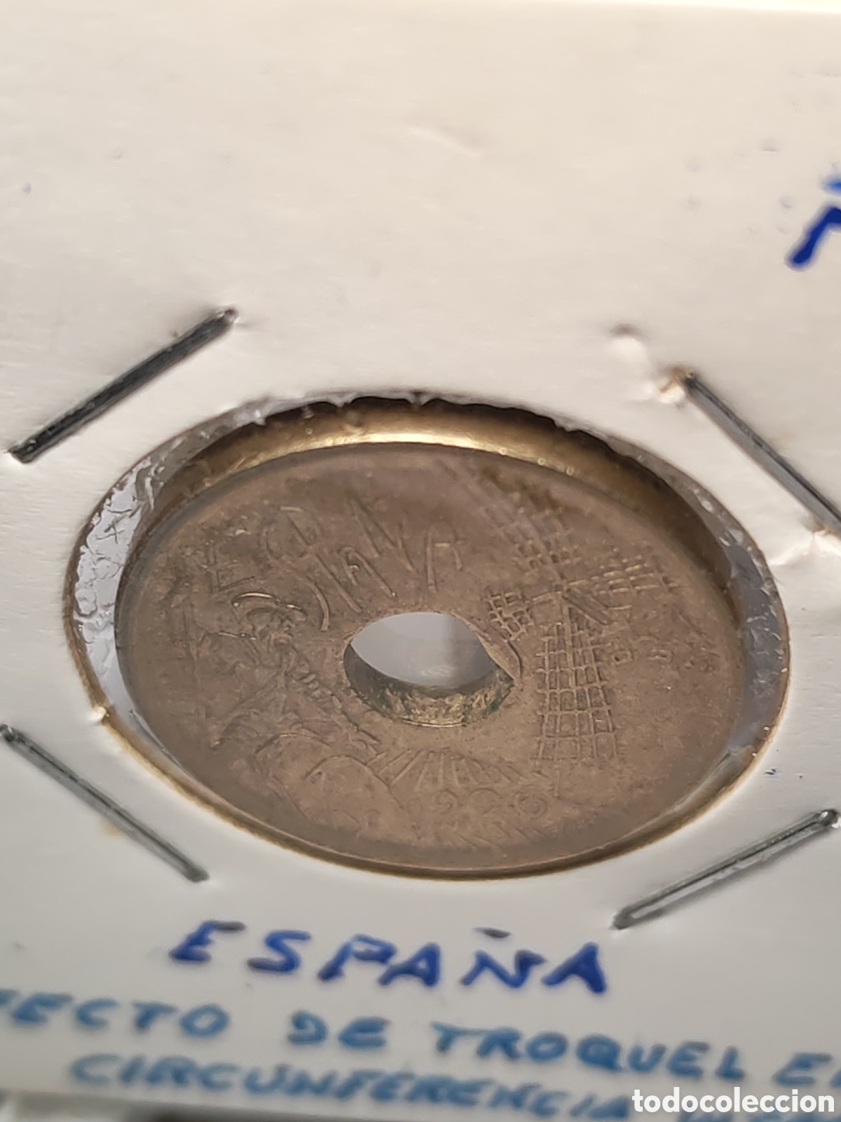Monedas con errores: Espa&ntilde;a. 25 pesetas. 1996. Error . Defecto de troquel en circunferencia interior - Foto 5