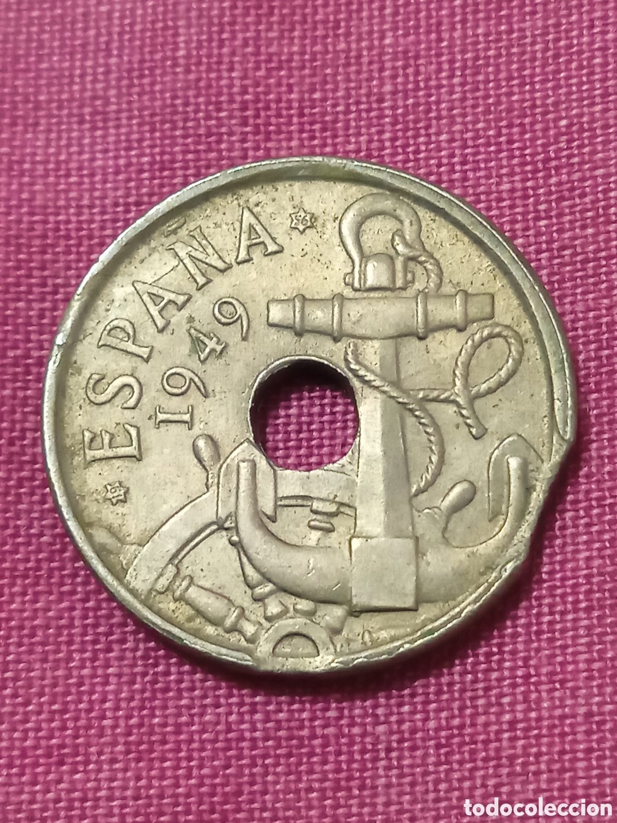 Monedas con errores: X- ERROR 50 C&Eacute;NTIMOS 1949 *1956 DOBLE SEGMENTADA Y SOBRANTE EN AGUJERO - Foto 1