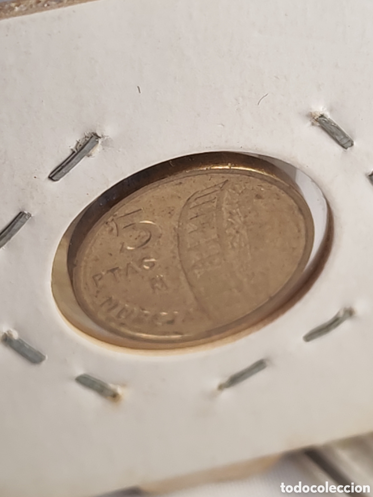 Monedas con errores: Espa&ntilde;a. 5 pesetas. 1999. Error Variante Canto ancho. Sin circular - Foto 3