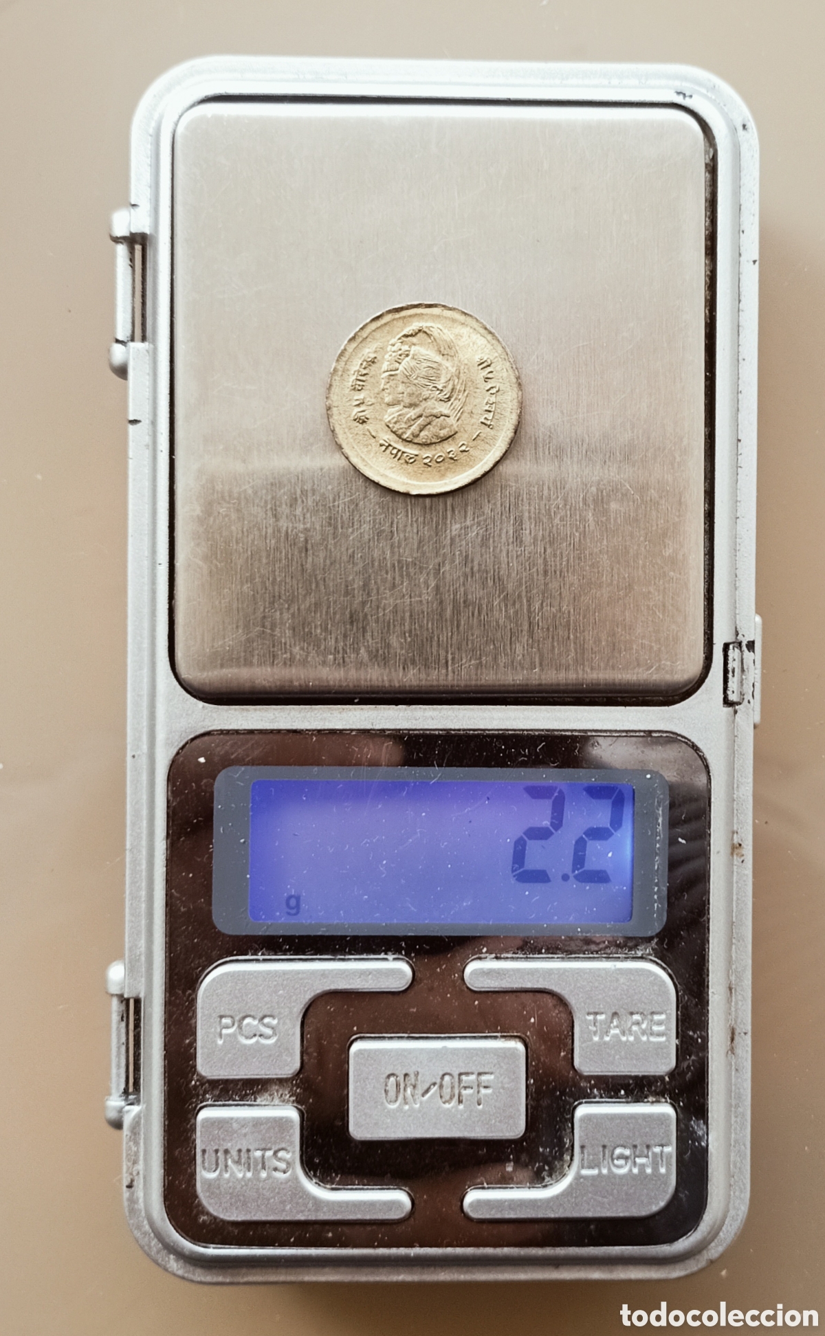 Monedas con errores: Moneda error de troquel (1975 Nepal) - Foto 15