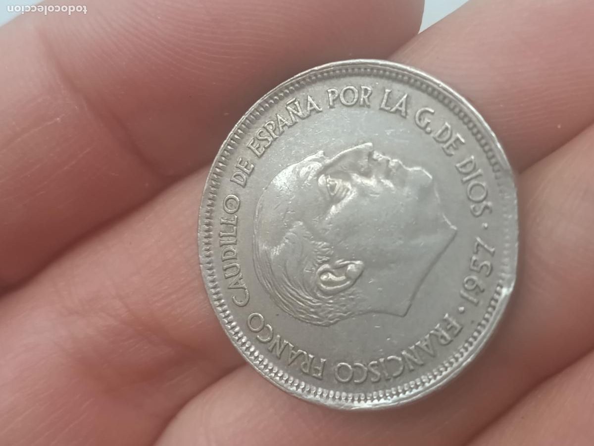 Monedas con errores: 25 pesetas de 1957 cospel segmentado, estrella 69 - Foto 3