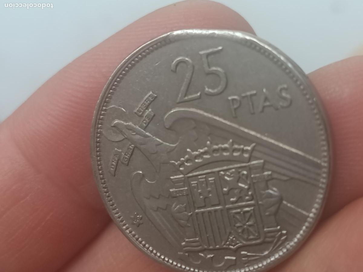 Monedas con errores: 25 pesetas de 1957 cospel segmentado, estrella 69 - Foto 1