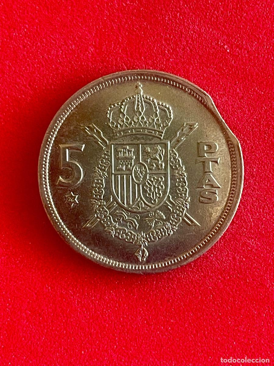 Monedas con errores: * ERROR * 5 PTAS 1975*76 SEGMENTADA - Foto 2