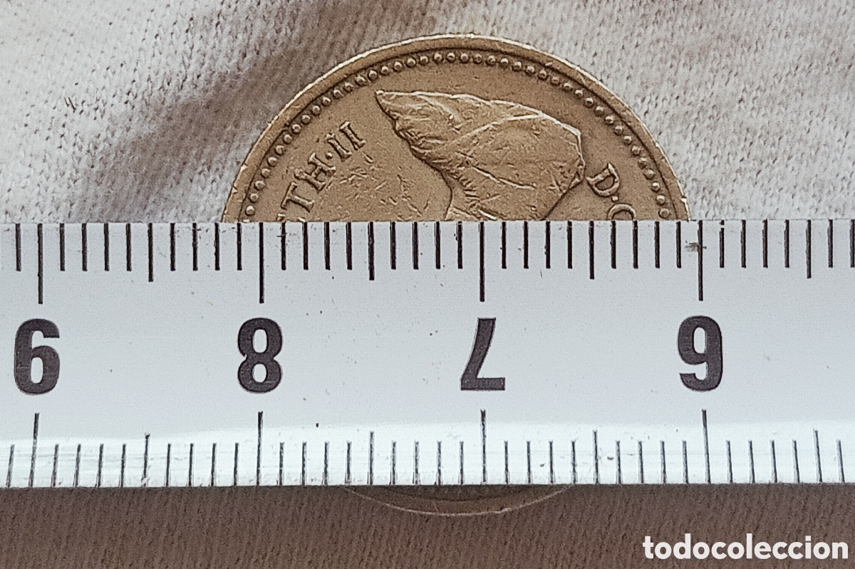 Monedas con errores: Moneda Rei.Unido(1983) error m&uacute;ltiple - Foto 3