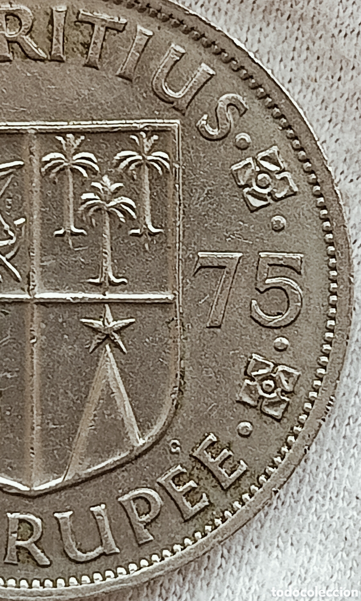 Monedas con errores: Moneda 1 Rupia 1975 Isabel ll/Rara (kM#35.1) - Foto 21