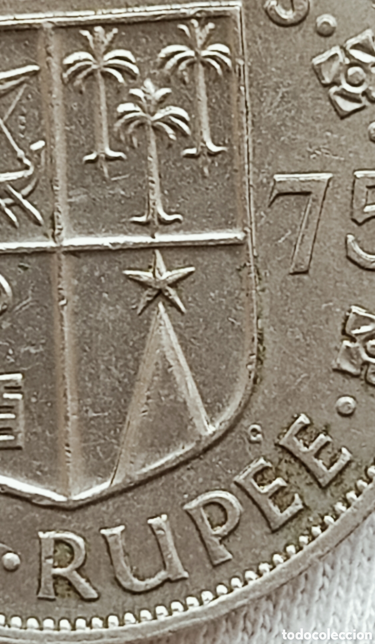 Monedas con errores: Moneda 1 Rupia 1975 Isabel ll/Rara (kM#35.1) - Foto 26