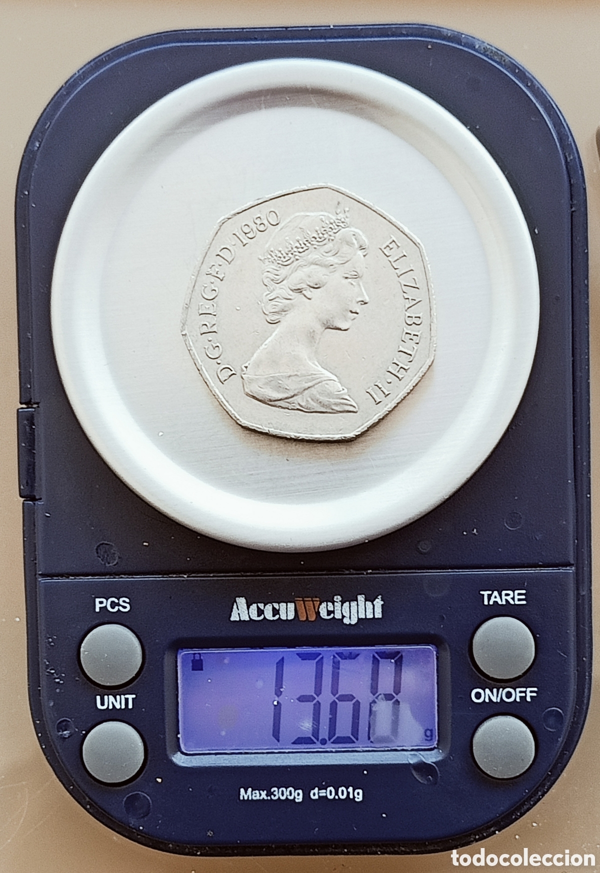 Monedas con errores: Moneda Isabel ll -1980(variante) - Foto 3