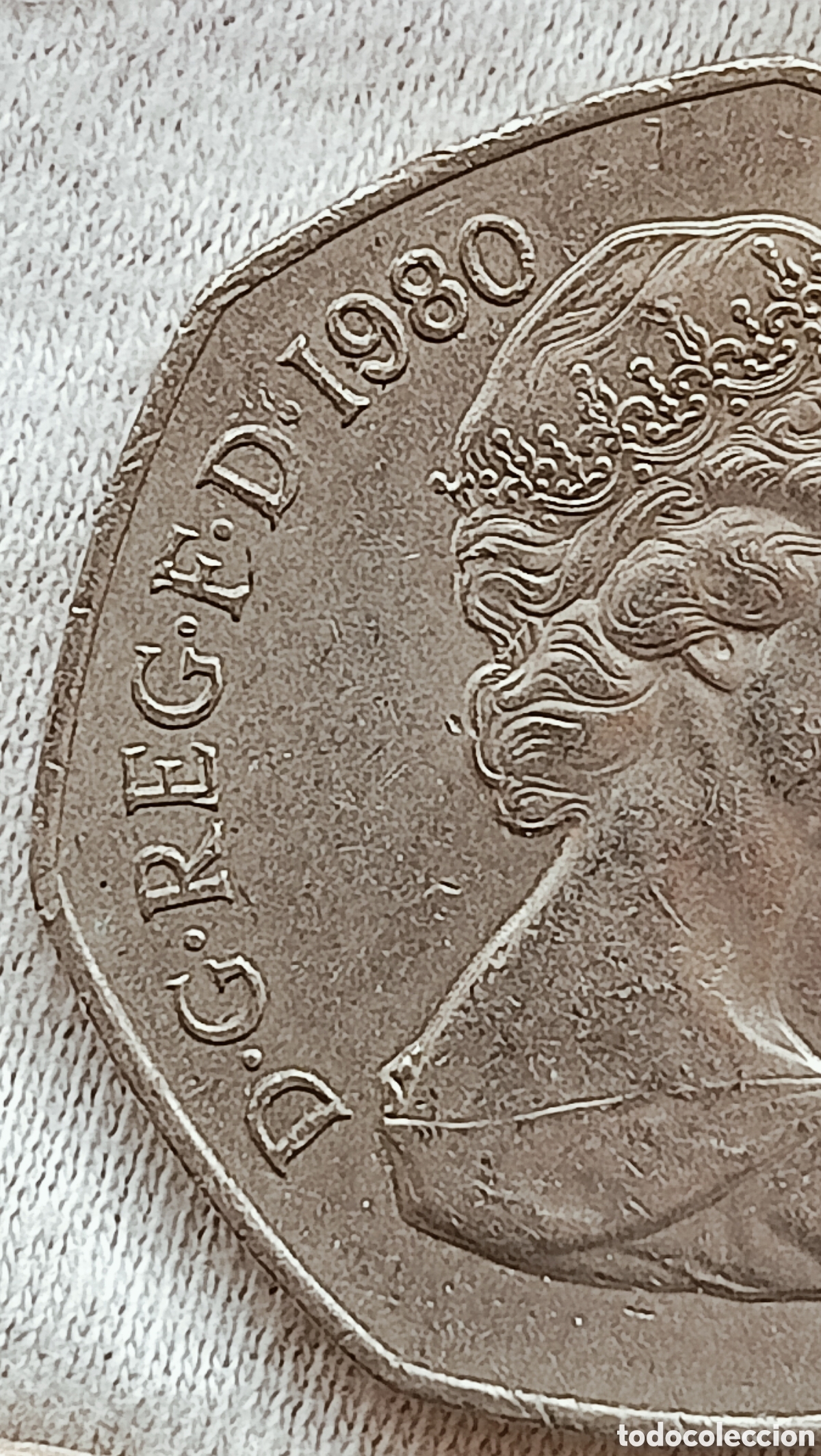 Monedas con errores: Moneda Isabel ll -1980(variante) - Foto 6