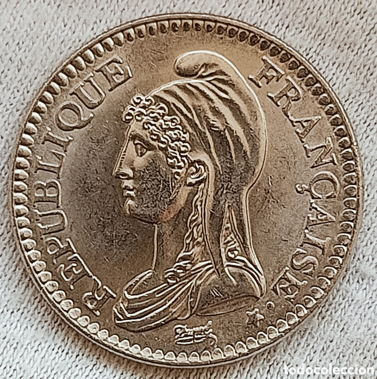Monedas con errores: Moneda&rdquo;1Franco 1992-Variante - Foto 1