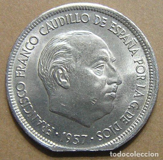 Monedas con errores: 5 PESETAS 1957 ESTRELLA 67 SIN CIRCULAR - VARIANTE SEGMENTADA RECTA