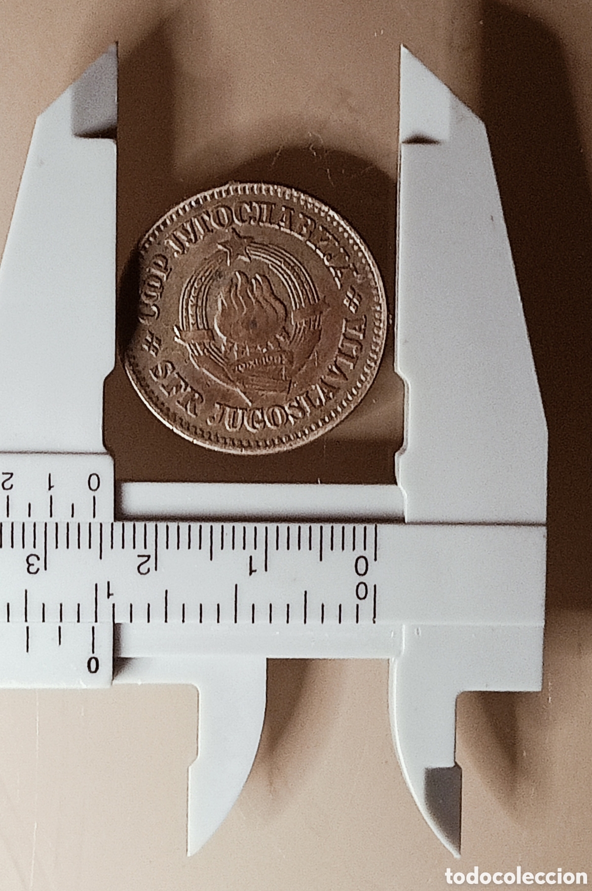 Monedas con errores: Moneda Yugoslavia(1973) Variantes(de giro) - Foto 8