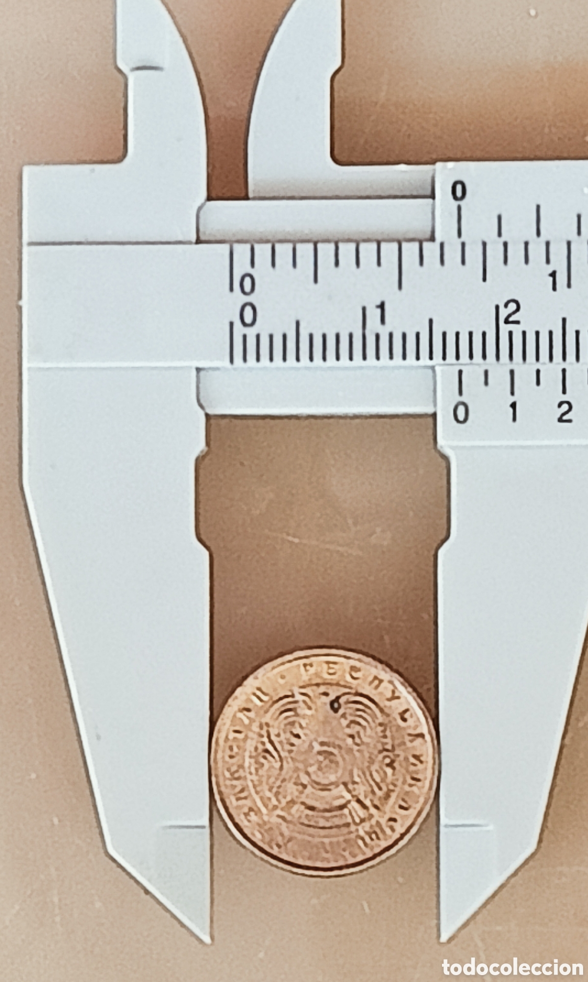 Monedas con errores: Moneda de Kazajist&aacute;n (1993) Error - Foto 5