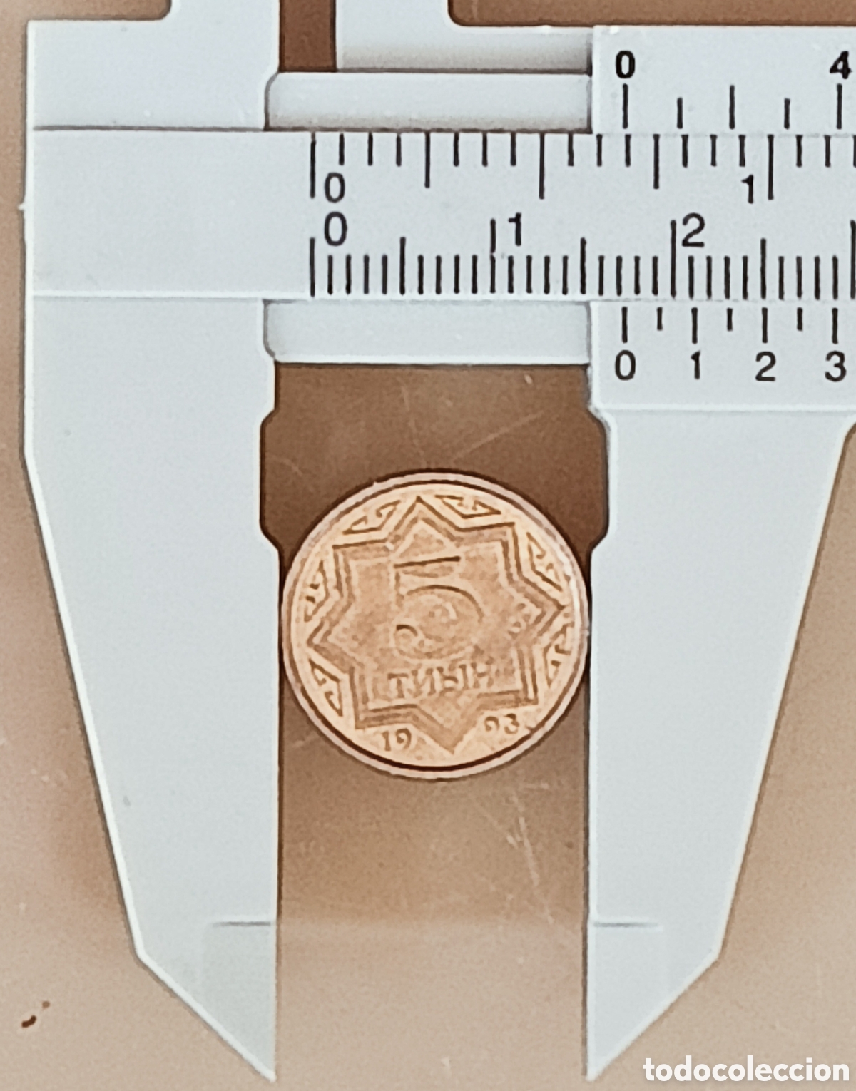 Monedas con errores: Moneda de Kazajist&aacute;n (1993) Error - Foto 6