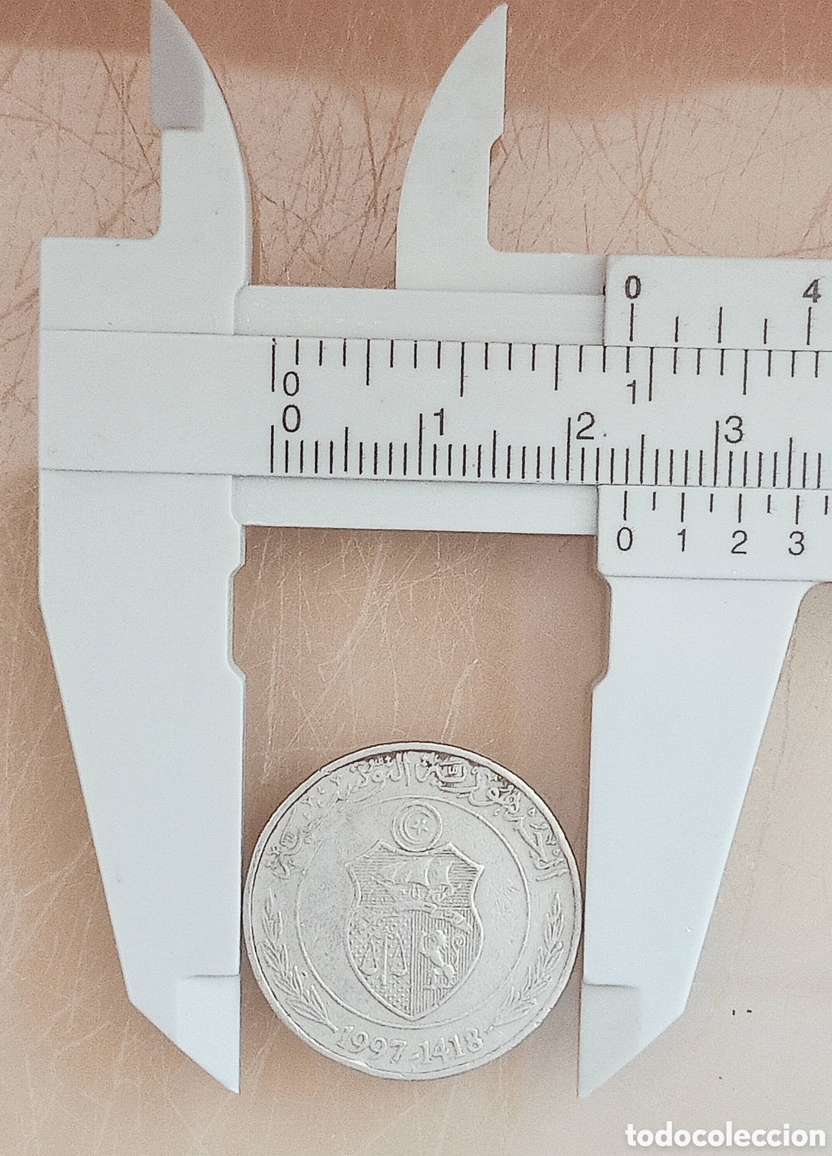 Monedas con errores: Moneda Tunez (1997) error de acu&ntilde;aci&oacute;n - Foto 19