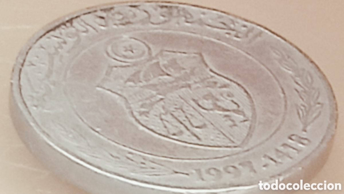 Monedas con errores: Moneda Tunez (1997) error de acu&ntilde;aci&oacute;n - Foto 26