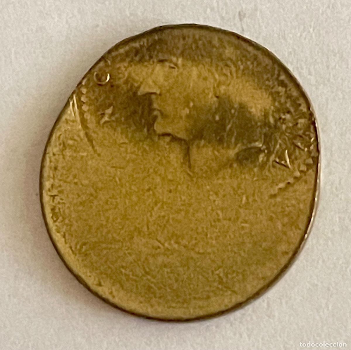 Monedas con errores: * ERROR * 1 peseta 1975. DESPLAZADA - Foto 2