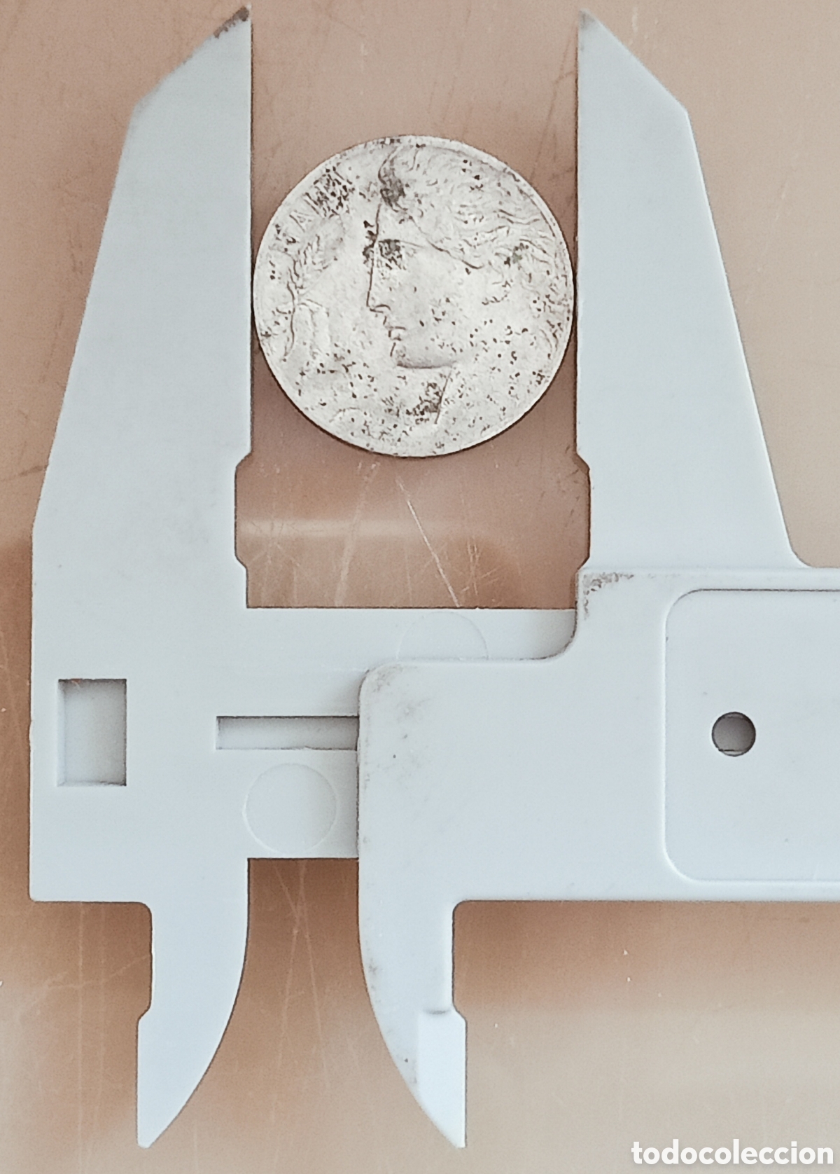 Monedas con errores: Moneda Italia (1908) Error M&uacute;ltiple - Foto 11