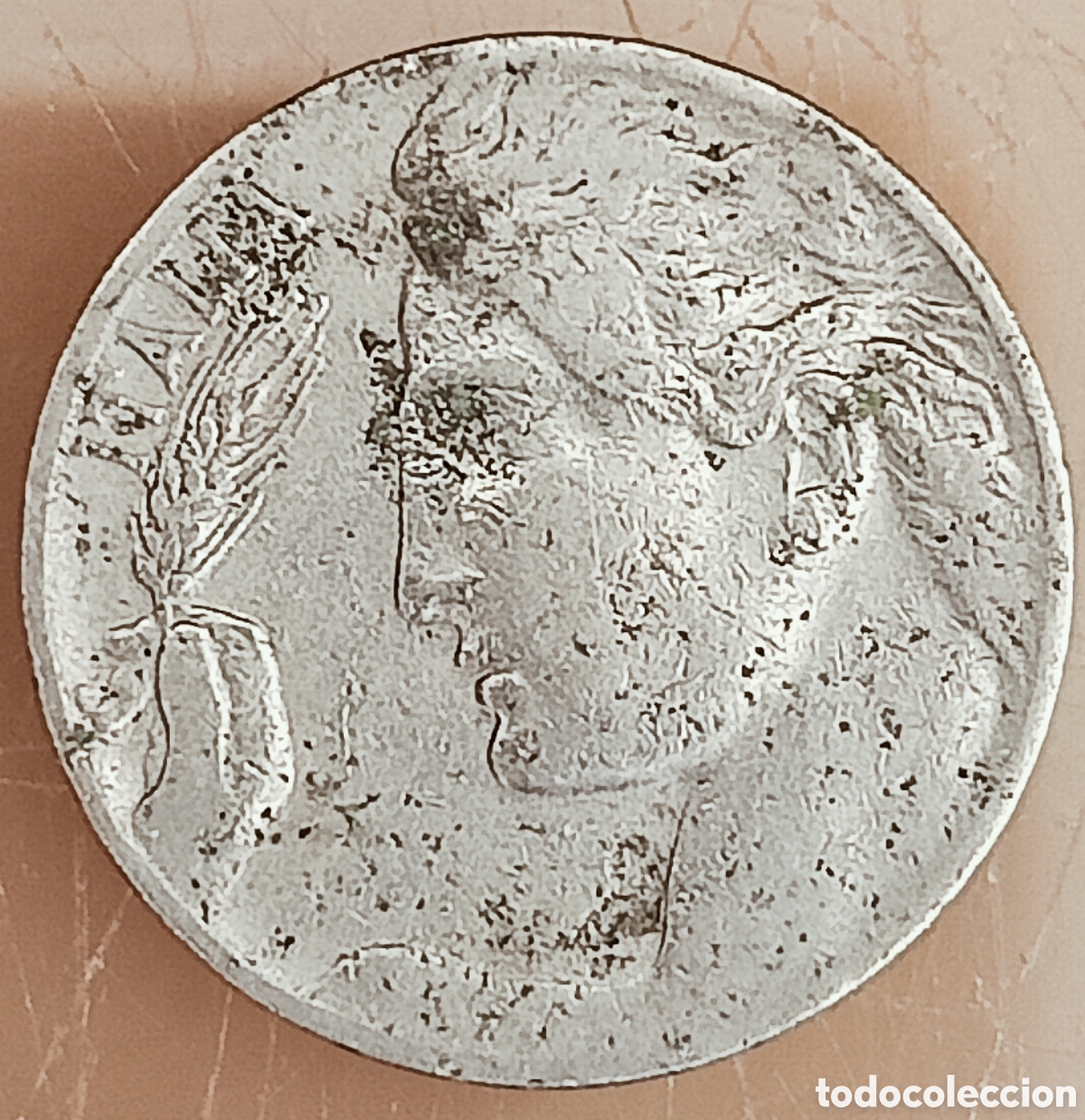 Monedas con errores: Moneda Italia (1908) Error M&uacute;ltiple - Foto 1