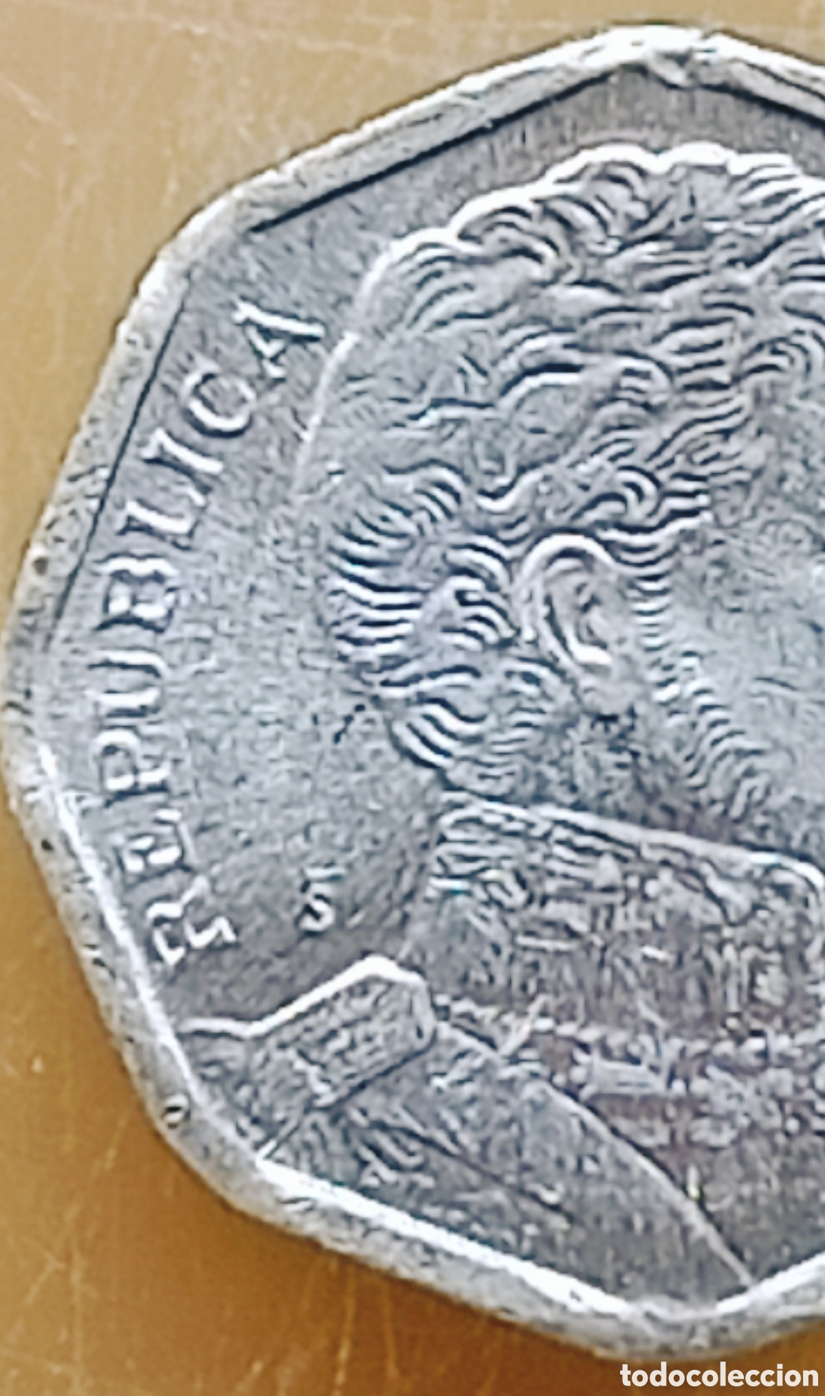 Monedas con errores: Moneda Chile (1992) error de cu&ntilde;o - Foto 4
