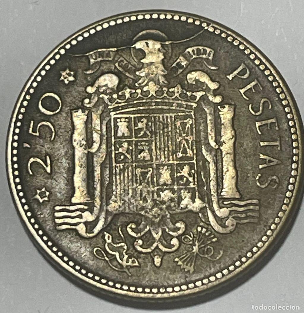 Monedas con errores: * ERROR * 2,50 pesetas. A&ntilde;o 1953*56 CU&Ntilde;O PARTIDO