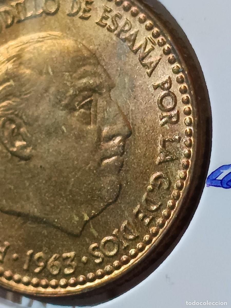 Monedas con errores: Lote de 20 monedas 1 pesetas 1965 error raya en ojo - Foto 4