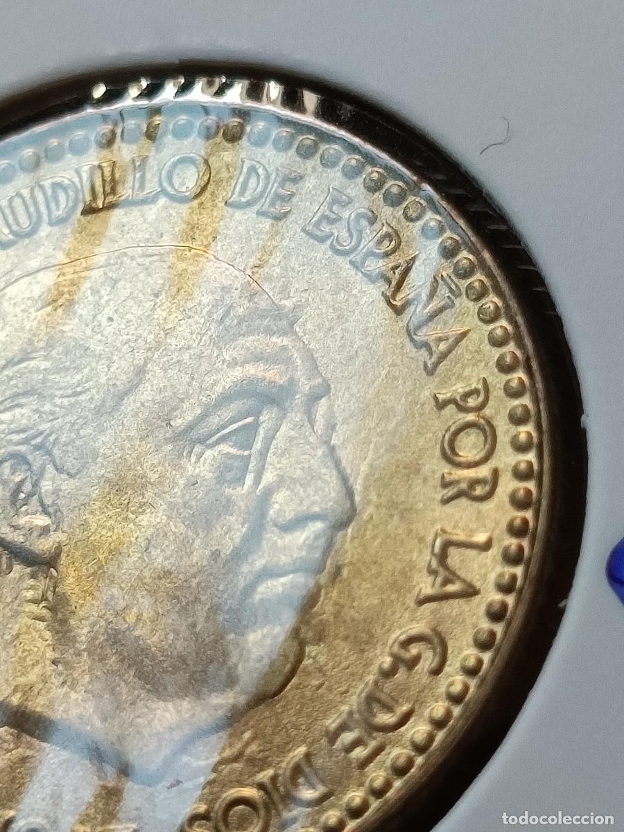 Monedas con errores: Lote de 20 monedas 1 pesetas 1965 error raya en ojo - Foto 8