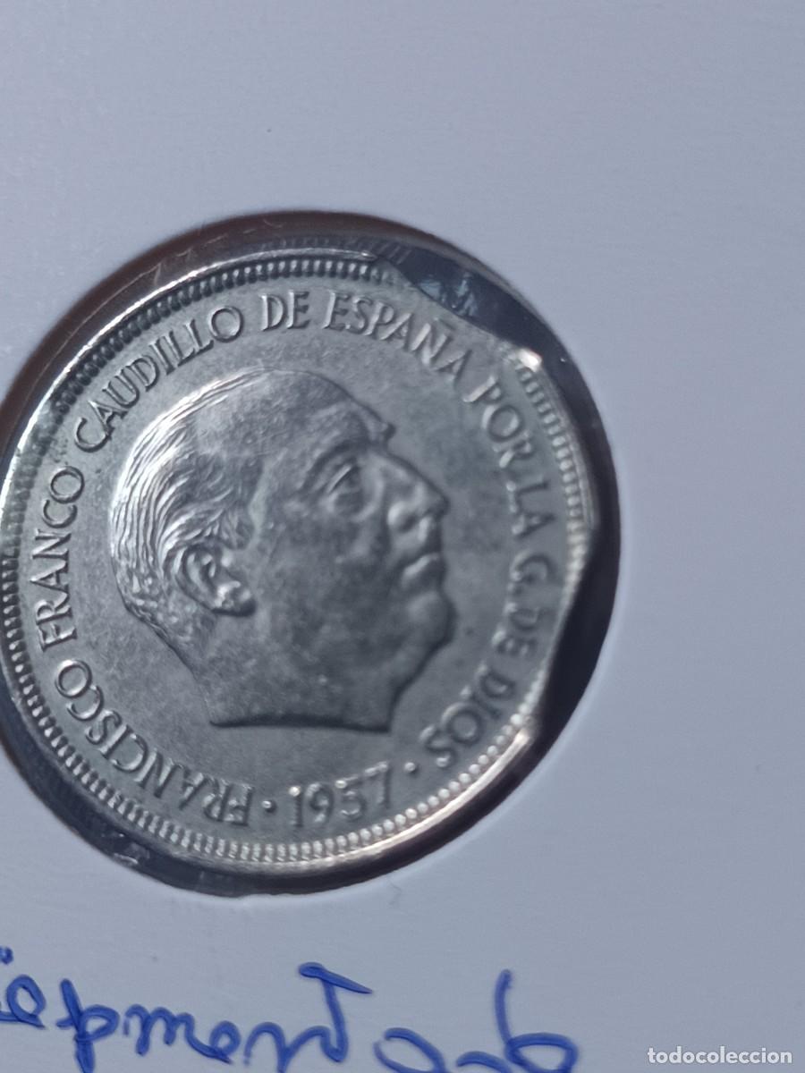 Monedas con errores: Lote 4 monedas 1 pesetas y 5 pesetas segmentadas - Foto 10