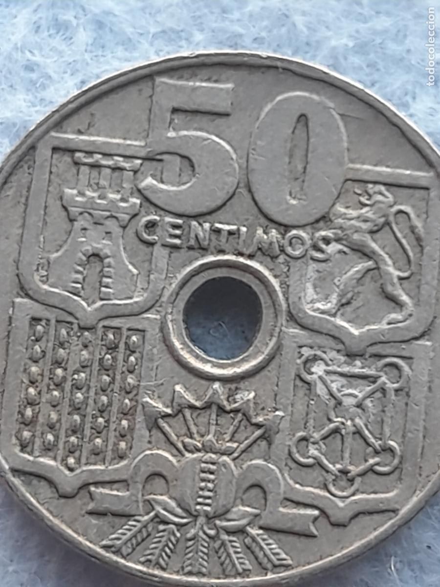 Monedas con errores: Estado Espa&ntilde;ol. 50 C&eacute;ntimos. A&ntilde;o 1949. Error Perforaci&oacute;n Menor. - Foto 4