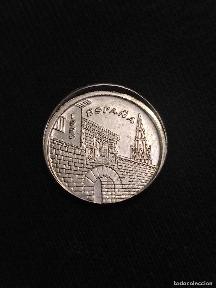 Monedas con errores: Error desplazada! 5 pesetas 1996 La rioja - Foto 1