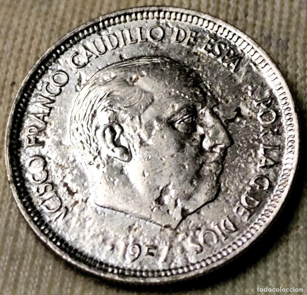 Moedas com erros: Espa&ntilde;a &ndash; 5 Pesetas 1957(75) &ndash; Error de troquel &ndash; Procedente de cartucho- Moneda &Uacute;nica &ndash; Lote 2527