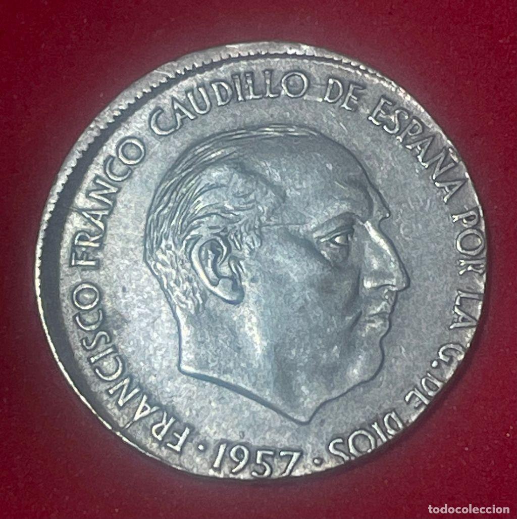 Monedas con errores: * ERROR EXTRAORDINARIO * 25 pesetas a&ntilde;o 1957 en cospel de 5 pesetas