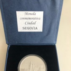Monedas de España: MONEDA DE PLATA CONMEMORATIVA CIUDAD DE SEGOVIA. ALCAZAR Y VIADUCTO.