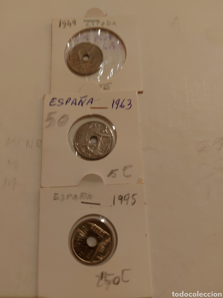 Monedas de Espa&ntilde;a: 3 monedas con agujero - Foto 1