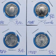 Monedas de España: ESPAÑA LOTE DE 4 MONEDAS DE 200 PESETAS. 1986-86 BUSTO GRANDE-1987 Y 1988 SIN CIRCULAR.. Lote 397852994