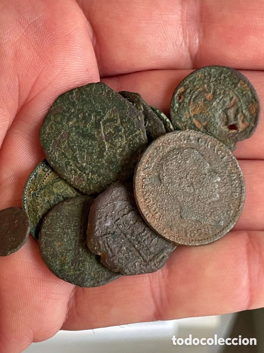 Monedas de Espa&ntilde;a: Lote de cobres variados. Monedas - Foto 4