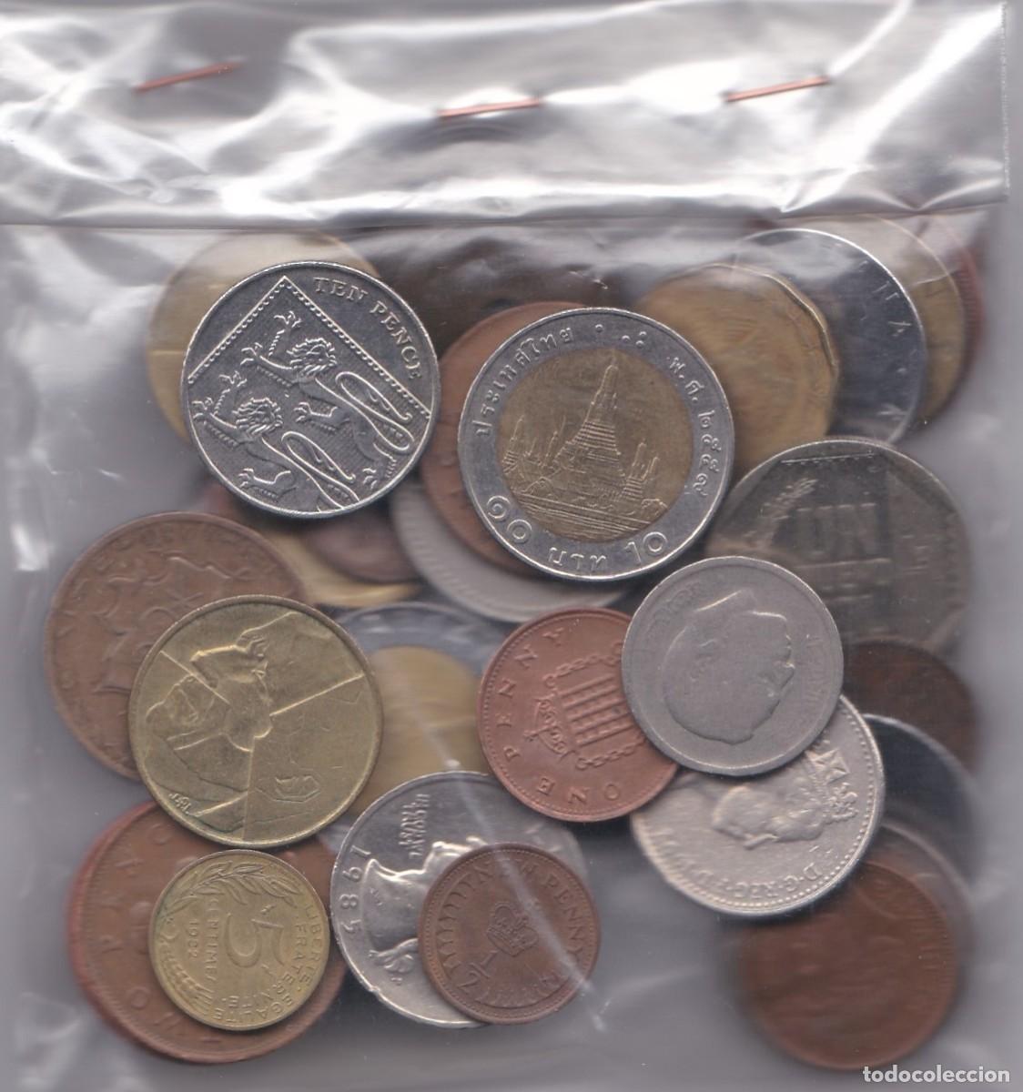 Monedas de Espa&ntilde;a: Lote 50 Monedas extranjeras. Mbc - Foto 2