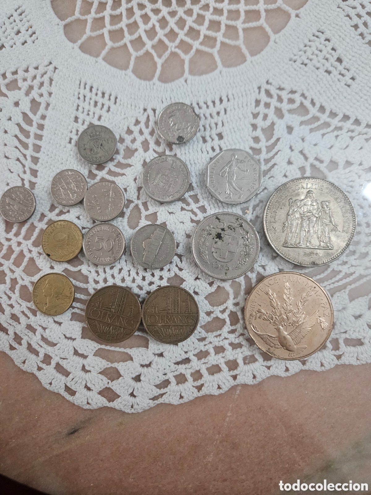 Monedas de Espa&ntilde;a: Francos antiguos y otras - Foto 1