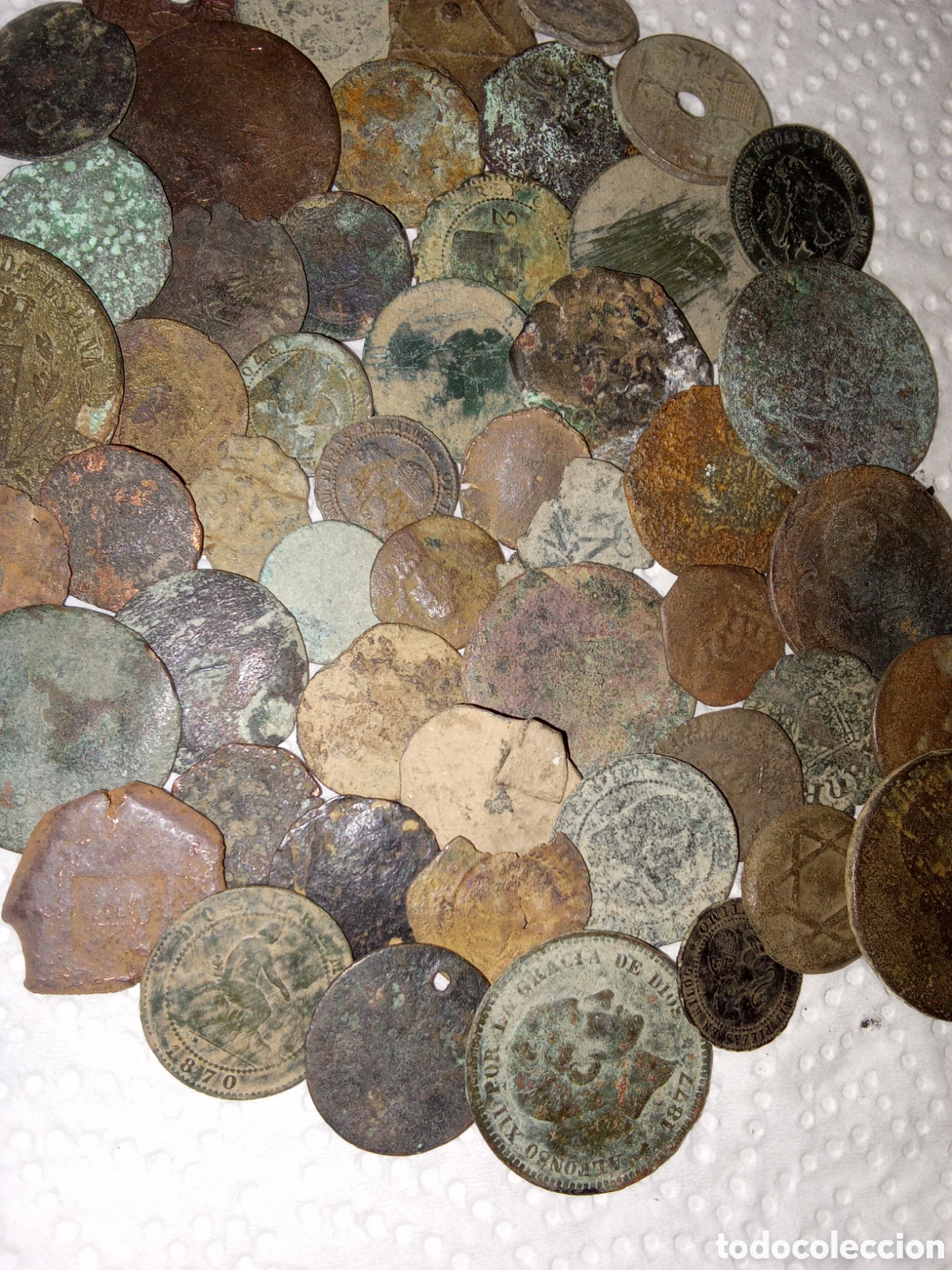 Monedas de Espa&ntilde;a: LOTE DE 51 MONEDAS PARA LIMPIAR Y CLASIFICAR