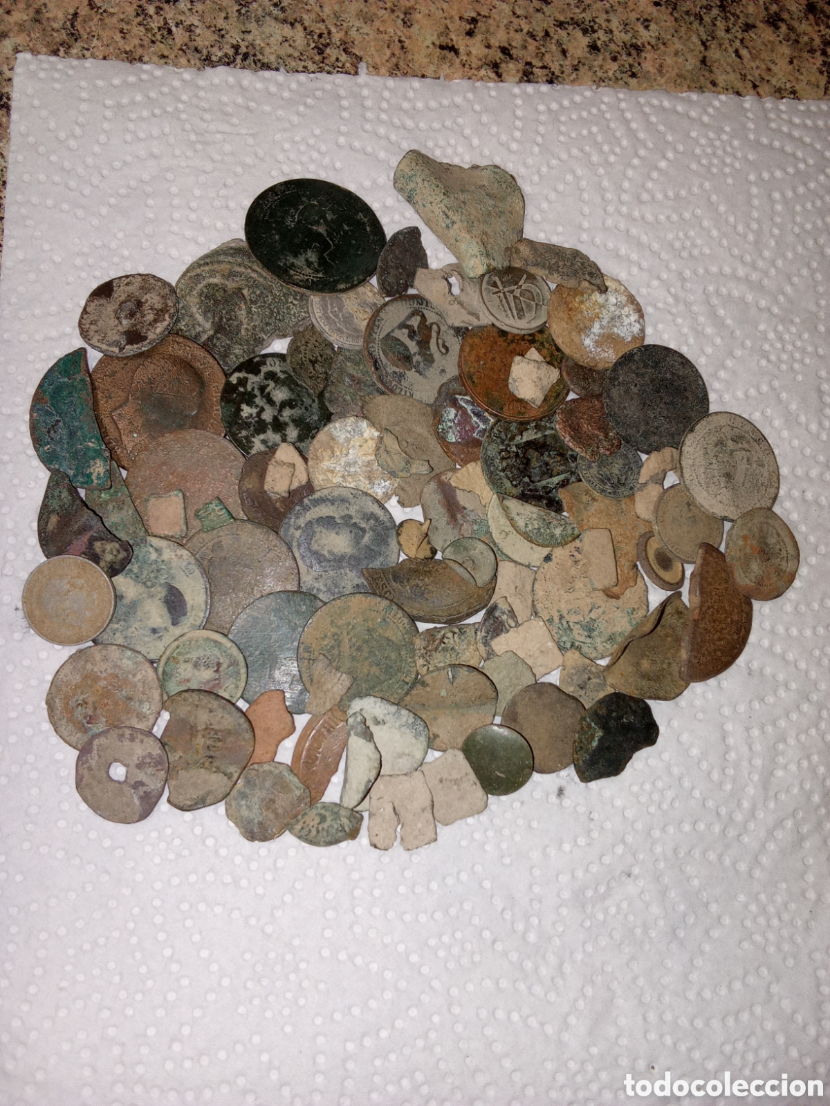 Monedas de Espa&ntilde;a: LOTE DE 80 MONEDAS PARA LIMPIAR Y CLASIFICAR