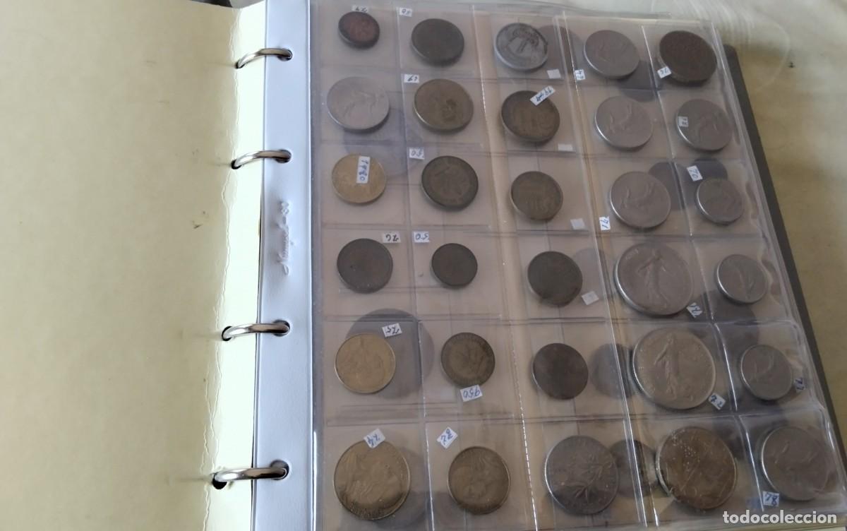 Monedas de Espa&ntilde;a: ALBUM DE MONEDAS CON APROX. MONEDAS VARIADAS , VER COMPOSICION - Foto 2