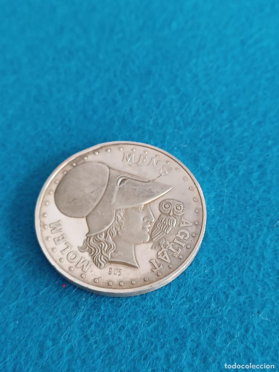 Monedas de Espa&ntilde;a: Moneda plata insignia profesional Derecho